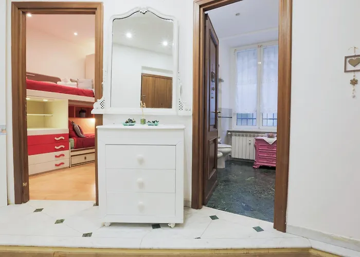 Casa Giardino Sopra I Vicoli Di Γένοβα